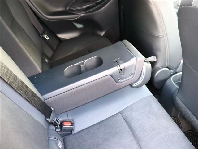 トヨタ ヤリスクロス　ハイブリッド １．５ ハイブリッド ＧＲスポーツ R5年 (関東) 99