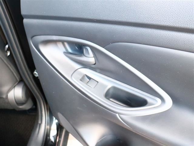 トヨタ ヤリスクロス　ハイブリッド １．５ ハイブリッド ＧＲスポーツ R5年 (関東) 99