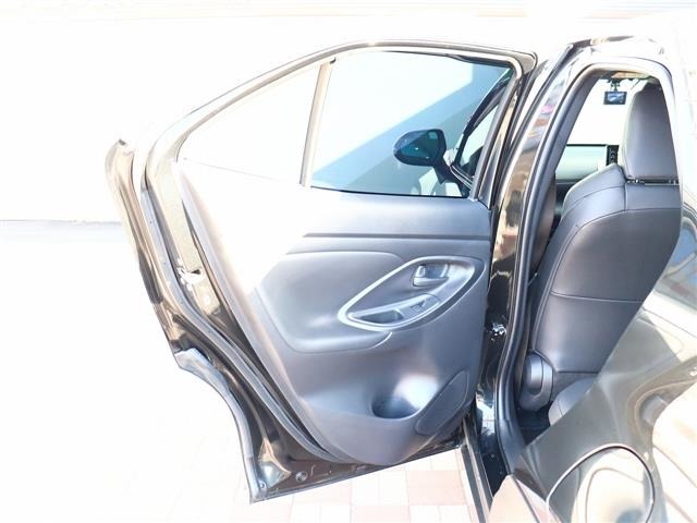 トヨタ ヤリスクロス　ハイブリッド １．５ ハイブリッド ＧＲスポーツ R5年 (関東) 99