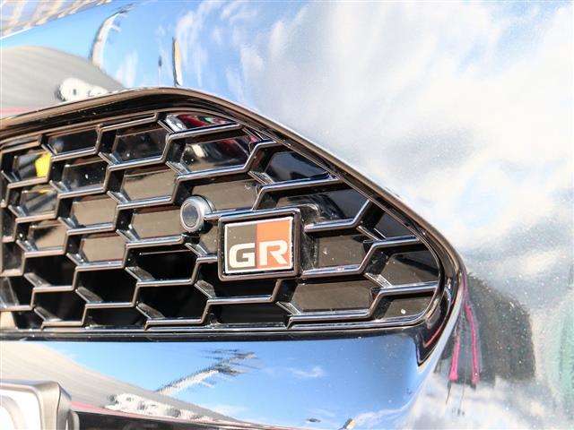 トヨタ ヤリスクロス　ハイブリッド １．５ ハイブリッド ＧＲスポーツ R5年 (関東) 99