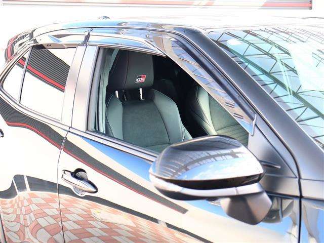 トヨタ ヤリスクロス　ハイブリッド １．５ ハイブリッド ＧＲスポーツ R5年 (関東) 99