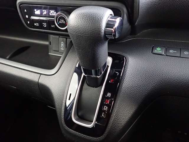 ホンダ Ｎ　ＢＯＸ カスタム ６６０ Ｇ Ｌ ホンダセンシング R2年 (関東) 99