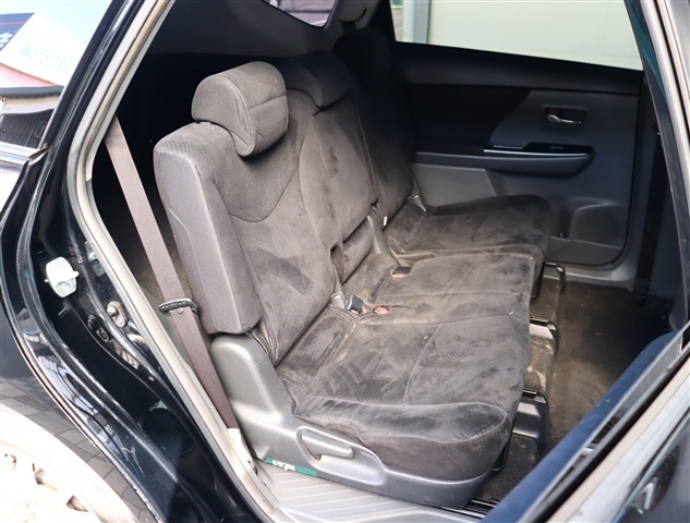 トヨタ プリウスΑ １．８ Ｓ チューン ブラック H26年 (関東) 99