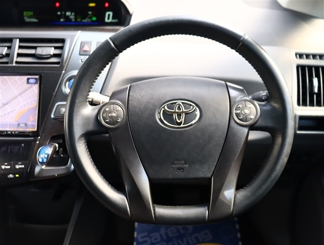 トヨタ プリウスΑ １．８ Ｓ チューン ブラック H26年 (関東) 99