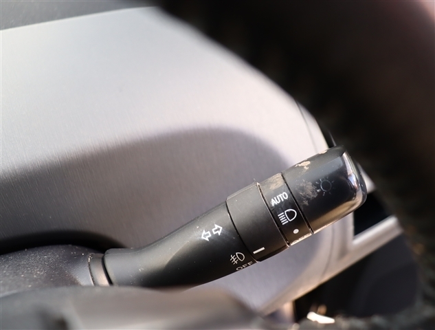 トヨタ プリウスΑ １．８ Ｓ チューン ブラック H26年 (関東) 99