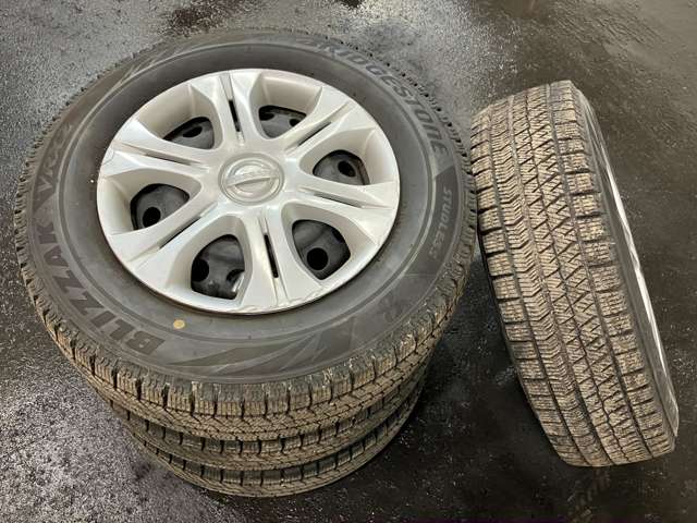 日産 ノート １．２ Ｘ ＦＯＵＲ ４ＷＤ H28年 (北海道) 99