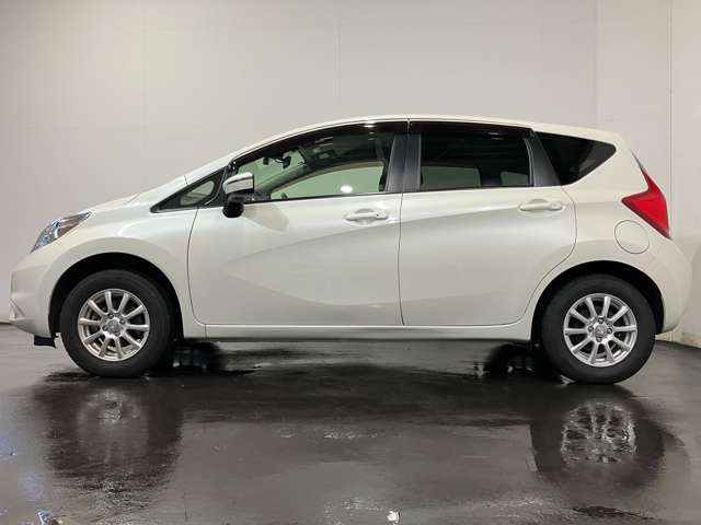 日産 ノート １．２ Ｘ ＦＯＵＲ ４ＷＤ H28年 (北海道) 99