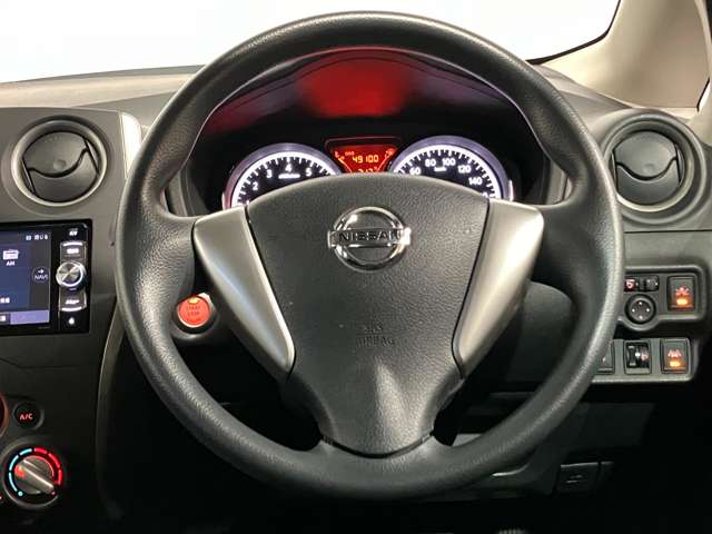 日産 ノート １．２ Ｘ ＦＯＵＲ ４ＷＤ H28年 (北海道) 99