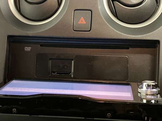 日産 ノート １．２ Ｘ ＦＯＵＲ ４ＷＤ H28年 (北海道) 99