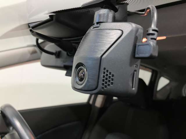 日産 ノート １．２ Ｘ ＦＯＵＲ ４ＷＤ H28年 (北海道) 99