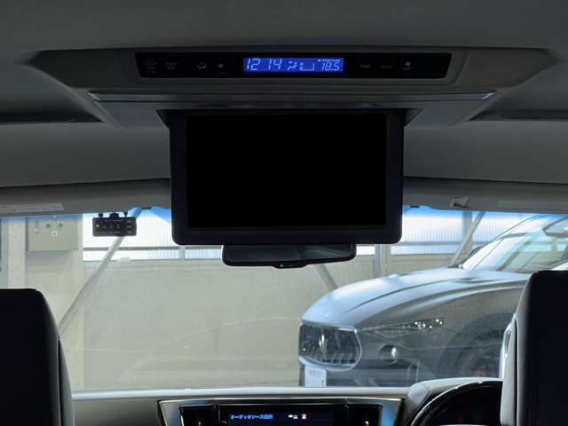 トヨタ ヴェルファイア　ハイブリッド ハイブリッド ２．５ ＺＲ Ｇエディション Ｅ－ＦＯＵＲ ４ＷＤ H27年 (関東) 99