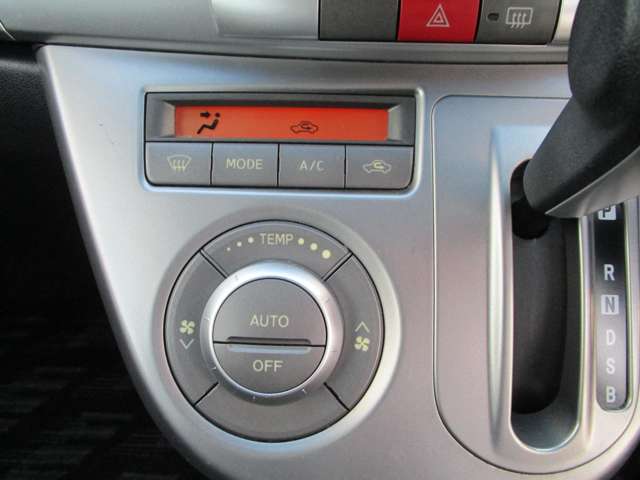 ダイハツ ムーヴ ６６０ カスタム Ｘ H21年 (中国) 99