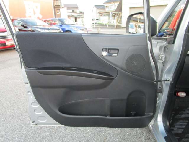 ダイハツ ムーヴ ６６０ カスタム Ｘ H21年 (中国) 99