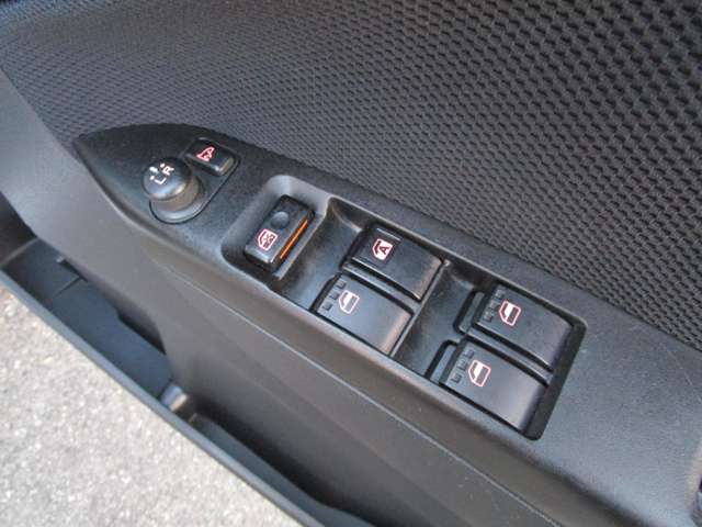 ダイハツ ムーヴ ６６０ カスタム Ｘ H21年 (中国) 99