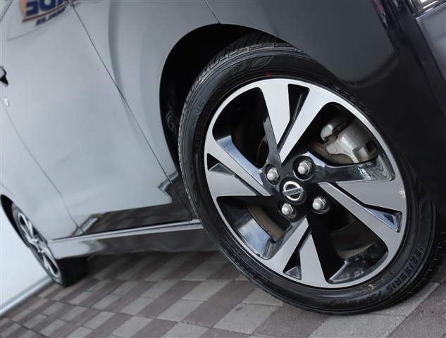 日産 デイズ ６６０ ハイウェイスターＧターボ R1年 (関東) 99