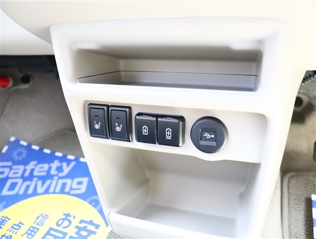 スズキ アルトラパン　ＬＣ ＬＣ ６６０ Ｘ ４ＷＤ R5年 (関東) 99