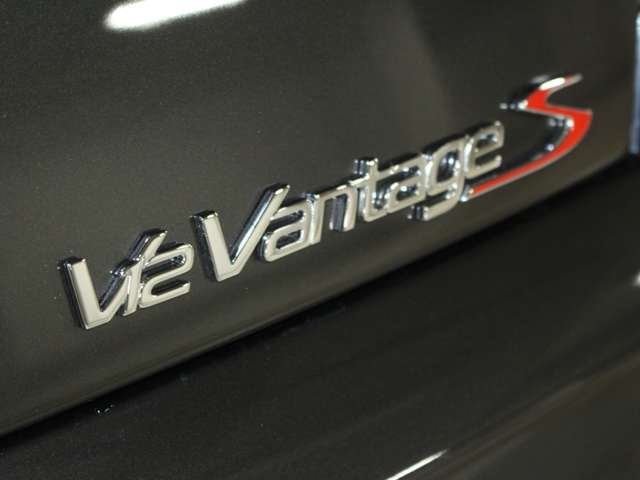 アストンマーティン Ｖ１２ヴァンテージ Ｓ スポーツシフトＩＩＩ H28年 (関東) 99
