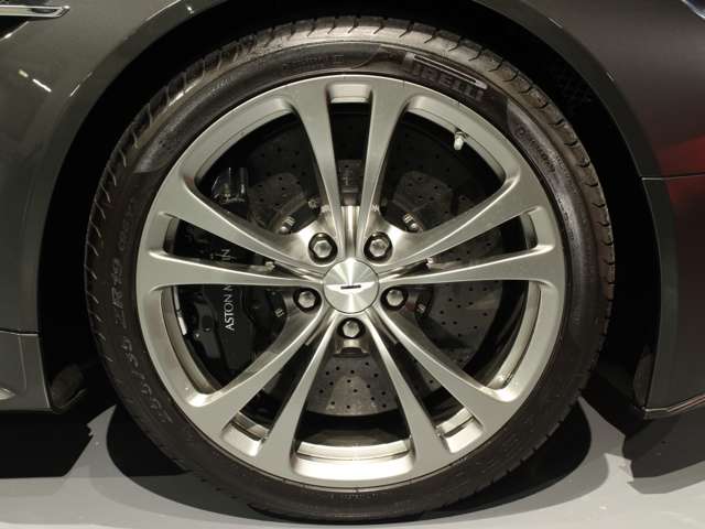 アストンマーティン Ｖ１２ヴァンテージ Ｓ スポーツシフトＩＩＩ H28年 (関東) 99