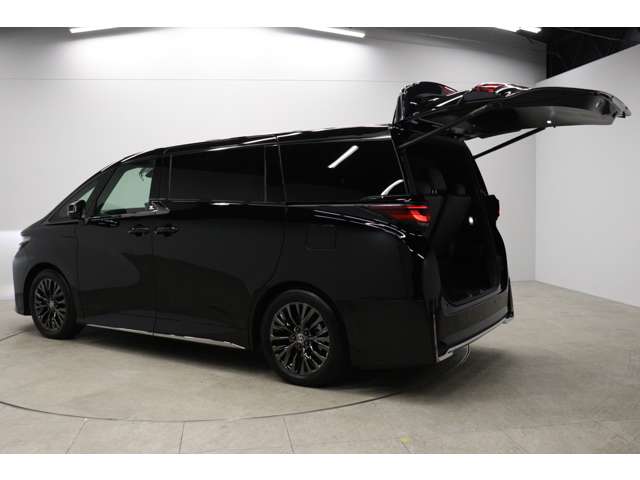 トヨタ ヴェルファイア　ハイブリッド ハイブリッド ２．５ Ｚプレミア Ｅ－ＦＯＵＲ ４ＷＤ R5年 (東海) 99