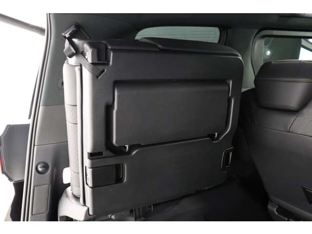 トヨタ ヴェルファイア　ハイブリッド ハイブリッド ２．５ Ｚプレミア Ｅ－ＦＯＵＲ ４ＷＤ R5年 (東海) 99