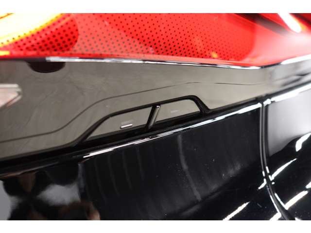 トヨタ ヴェルファイア　ハイブリッド ハイブリッド ２．５ Ｚプレミア Ｅ－ＦＯＵＲ ４ＷＤ R5年 (東海) 99