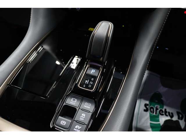 トヨタ ヴェルファイア　ハイブリッド ハイブリッド ２．５ Ｚプレミア Ｅ－ＦＯＵＲ ４ＷＤ R5年 (東海) 99