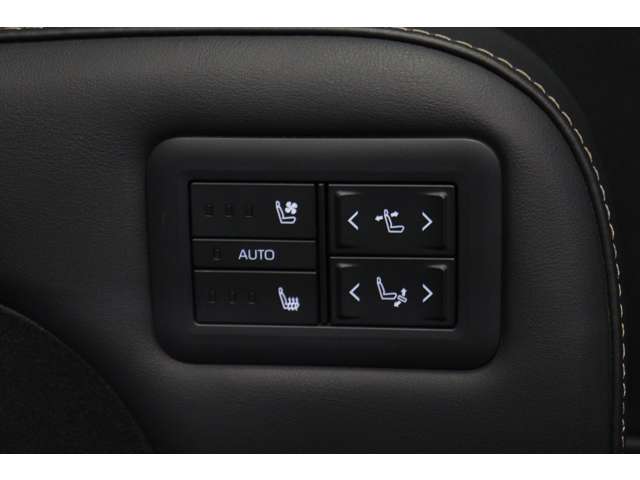 トヨタ ヴェルファイア　ハイブリッド ハイブリッド ２．５ Ｚプレミア Ｅ－ＦＯＵＲ ４ＷＤ R5年 (東海) 99