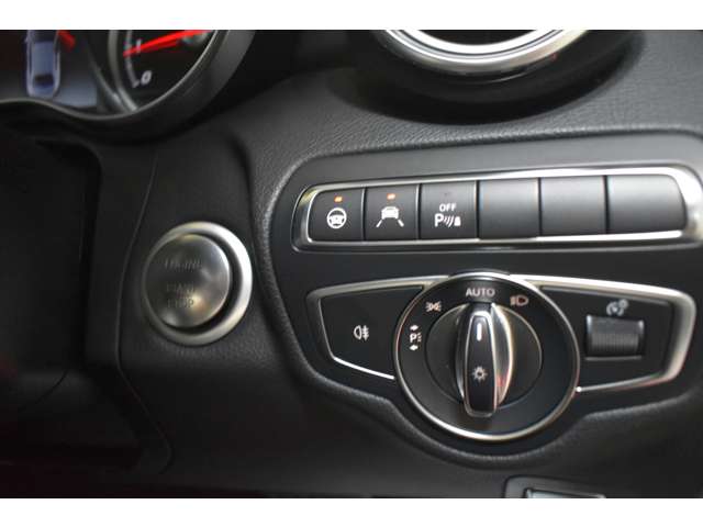 メルセデスベンツ Ｃクラス Ｃ１８０　ローレウスエディション H29年 (関東) 99