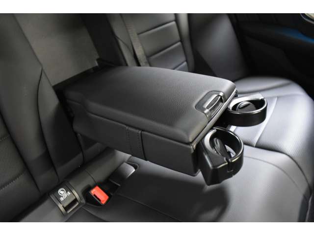 メルセデスベンツ Ｃクラス Ｃ１８０　ローレウスエディション H29年 (関東) 99