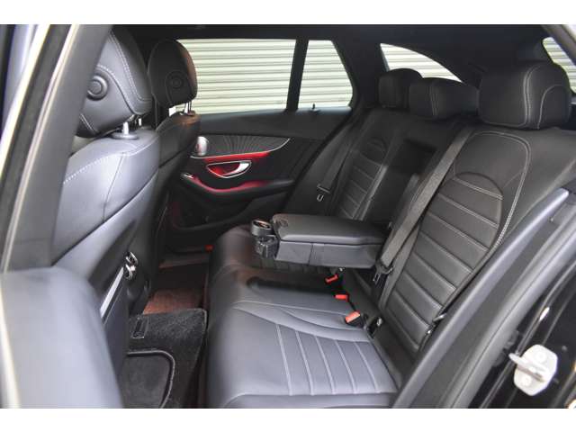 メルセデスベンツ Ｃクラスワゴン Ｃ２００ ローレウス エディション （ＢＳＧ搭載モデル） スポーツプラスパッケージ R2年 (関東) 99