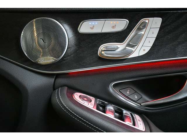 メルセデスベンツ Ｃクラスワゴン Ｃ２００ ローレウス エディション （ＢＳＧ搭載モデル） スポーツプラスパッケージ R2年 (関東) 99