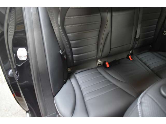 メルセデスベンツ Ｃクラスワゴン Ｃ２００ ローレウス エディション （ＢＳＧ搭載モデル） スポーツプラスパッケージ R2年 (関東) 99