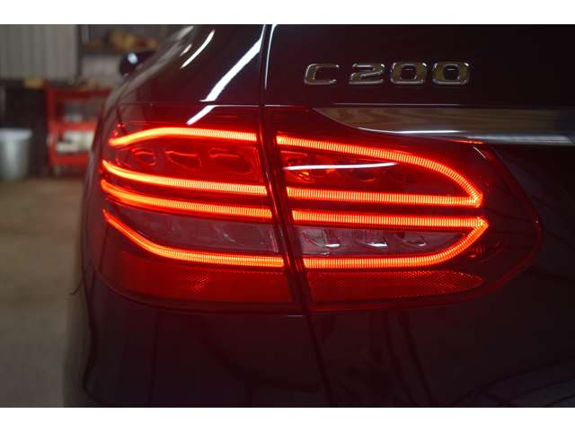 メルセデスベンツ Ｃクラスワゴン Ｃ２００ ローレウス エディション （ＢＳＧ搭載モデル） スポーツプラスパッケージ R2年 (関東) 99