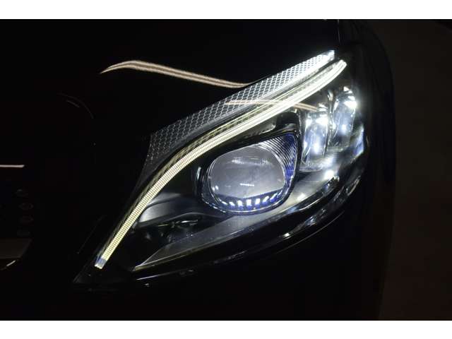 メルセデスベンツ Ｃクラスワゴン Ｃ２００ ローレウス エディション （ＢＳＧ搭載モデル） スポーツプラスパッケージ R2年 (関東) 99