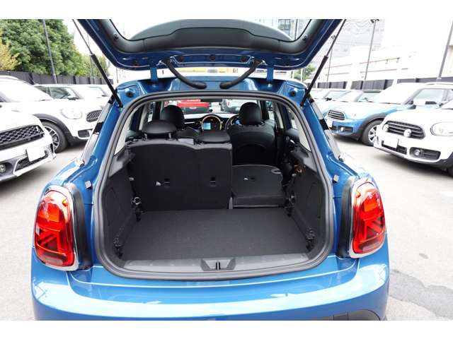 ミニ ミニ クーパー ５ドア プレミアムプラスパッケージ ＤＣＴ R6年 (近畿) 99