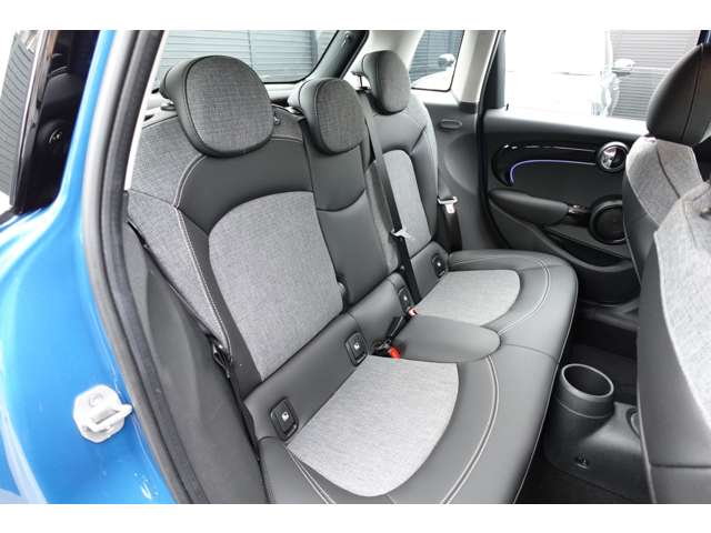 ミニ ミニ クーパー ５ドア プレミアムプラスパッケージ ＤＣＴ R6年 (近畿) 99