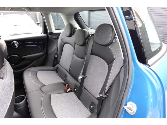 ミニ ミニ クーパー ５ドア プレミアムプラスパッケージ ＤＣＴ R6年 (近畿) 99