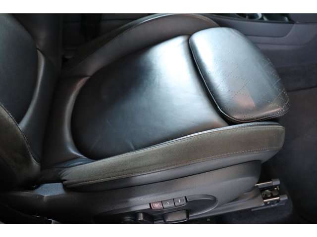 ミニ ミニクロスオーバー クーパー Ｄ H29年 (近畿) 99