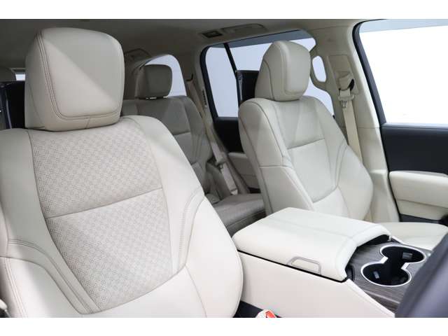 トヨタ ランドクルーザー ３．５ ＺＸ ４ＷＤ R6年 (東海) 99