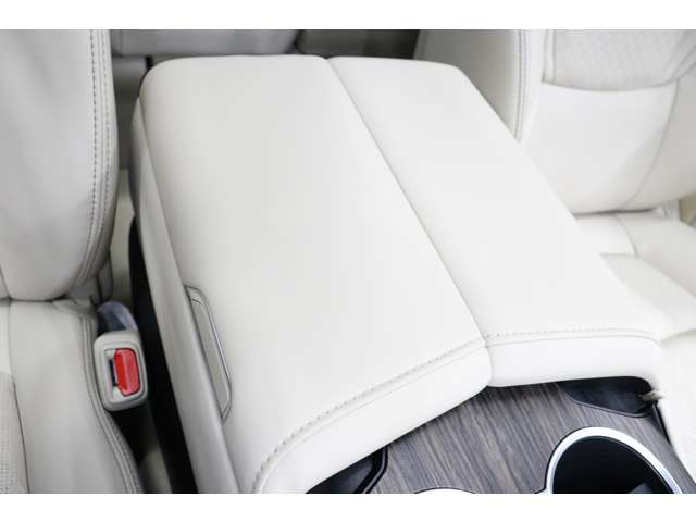 トヨタ ランドクルーザー ３．５ ＺＸ ４ＷＤ R6年 (東海) 99