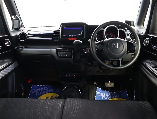 ホンダ Ｎ　ＢＯＸ　スラッシュ ６６０ Ｇ インディロックスタイル R1年 (関東) 99