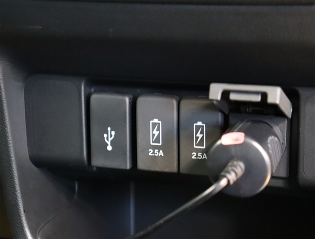 ホンダ Ｎ　ＢＯＸ　スラッシュ ６６０ Ｇ インディロックスタイル R1年 (関東) 99