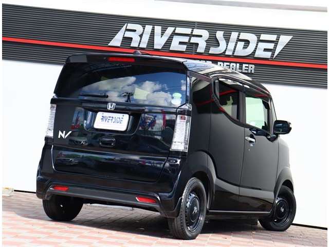 ホンダ Ｎ　ＢＯＸ　スラッシュ ６６０ Ｇ インディロックスタイル R1年 (関東) 99