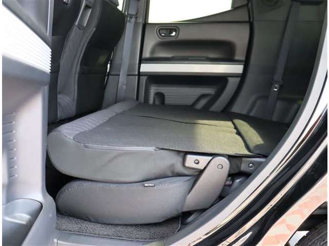 ホンダ Ｎ　ＢＯＸ　スラッシュ ６６０ Ｇ インディロックスタイル R1年 (関東) 99