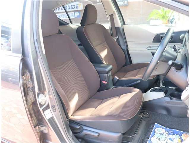 トヨタ アクア １．５ Ｇ H25年 (関東) 99