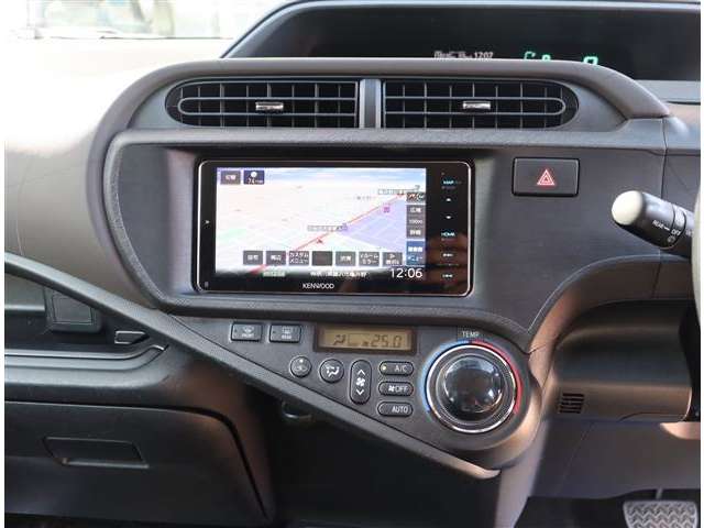 トヨタ アクア １．５ Ｇ H25年 (関東) 99