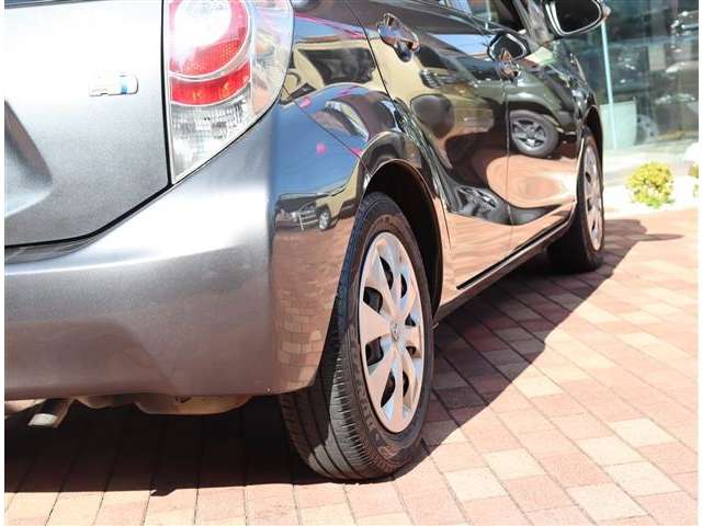 トヨタ アクア １．５ Ｇ H25年 (関東) 99