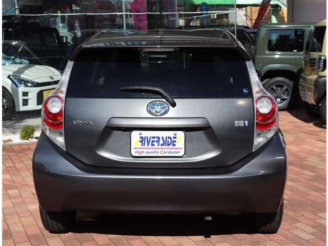 トヨタ アクア １．５ Ｇ H25年 (関東) 99