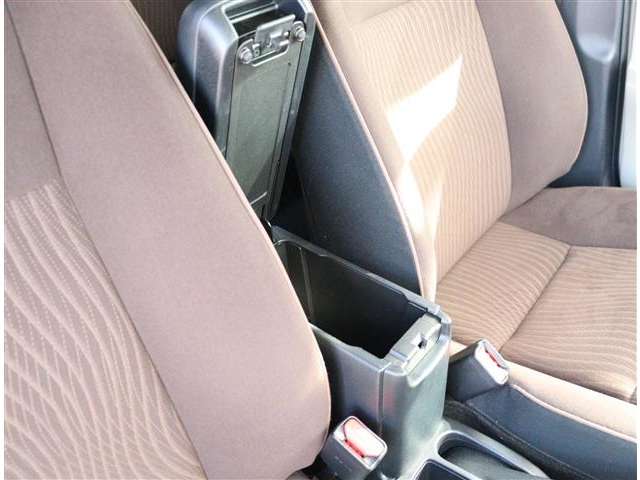 トヨタ アクア １．５ Ｇ H25年 (関東) 99