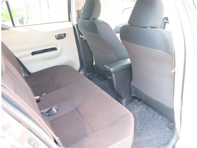 トヨタ アクア １．５ Ｇ H25年 (関東) 99